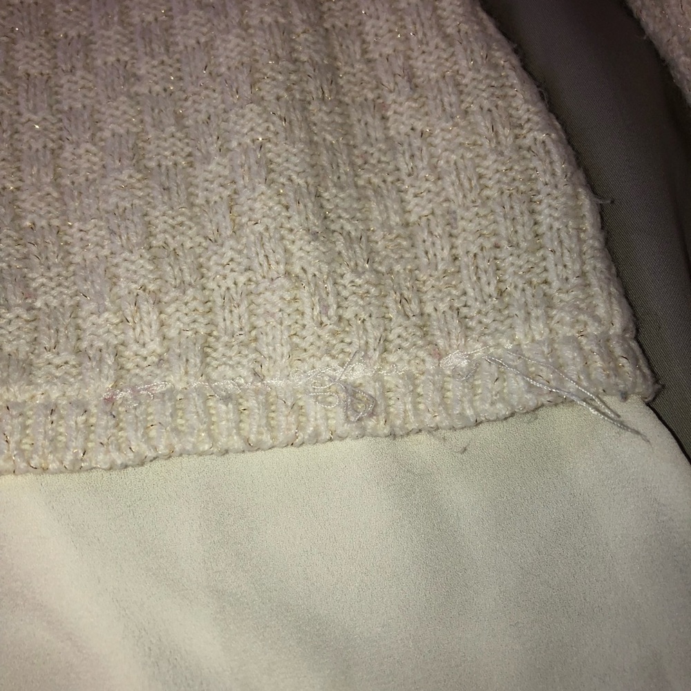 White sweater - Picture 6 of 6